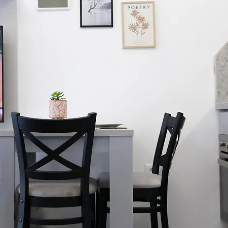 Comfy At 'mangalem21 Complex' Parking-wifi-ac-view Tirana