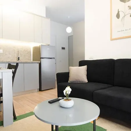 Comfy At 'mangalem21 Complex' Parking-wifi-ac-view Apartment Tirana