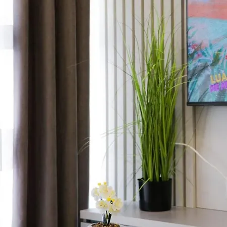 Comfy At 'mangalem21 Complex' Parking-wifi-ac-view Apartment Tirana