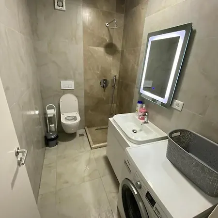 Comfy At 'mangalem21 Complex' Parking-wifi-ac-view * Tirana