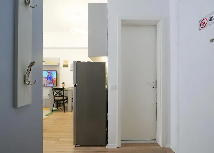 Comfy At 'mangalem21 Complex' Parking-wifi-ac-view Appartement *